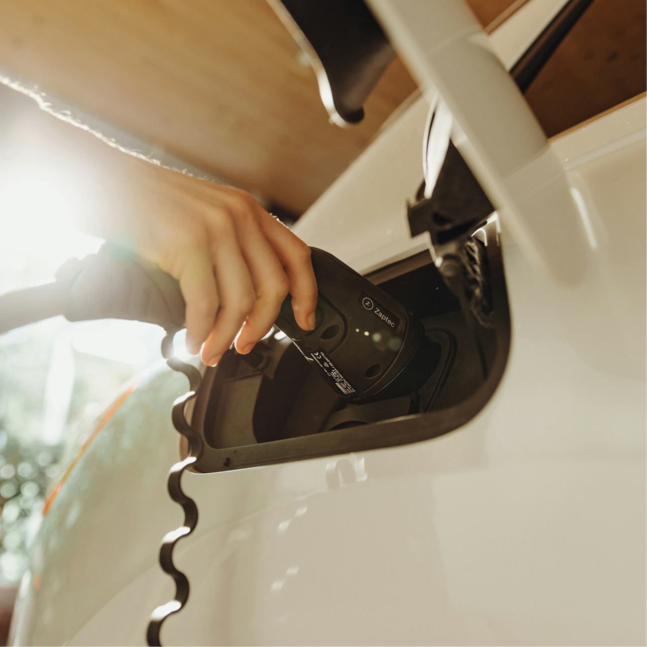 zaptec-2jrnvr0ac7s-unsplash-1